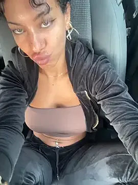 crazypaty – webcam model profile photo Image 19