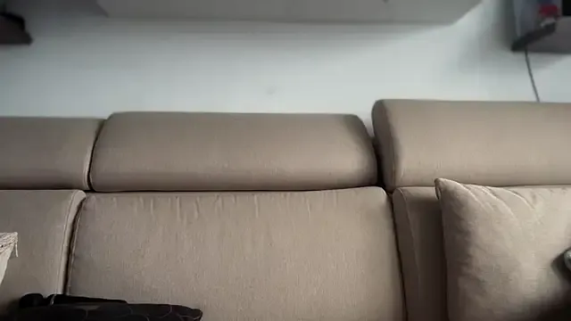 yuki_june – webcam model profile photo Image 7