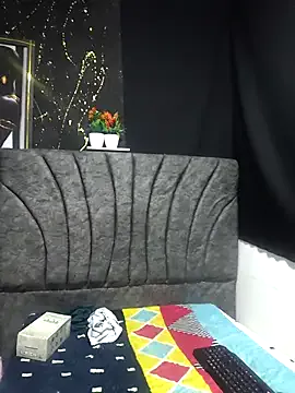 PumaShyXD – webcam model profile photo Image 7