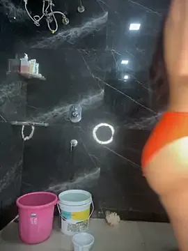 Mona-im-Einhornyland – webcam model profile photo Image 6