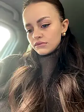 Runarunapi – webcam model profile photo Image 17