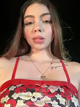 LadyLena1 – webcam model profile photo Image 15