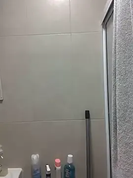 Runarunapi – webcam model profile photo Image 9