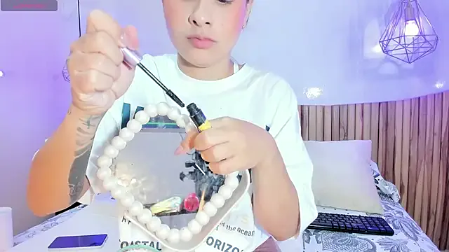 PumaShyXD – webcam model profile photo Image 8