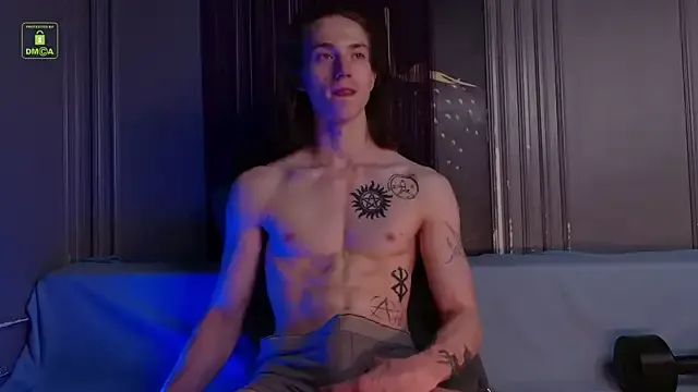 PumaShyXD – webcam model profile photo Image 3