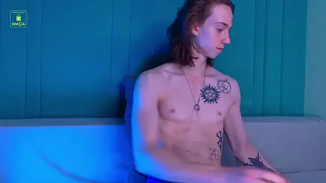 PumaShyXD – webcam model profile photo Image 8