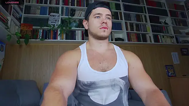 Benson18y – webcam model profile photo Image 16