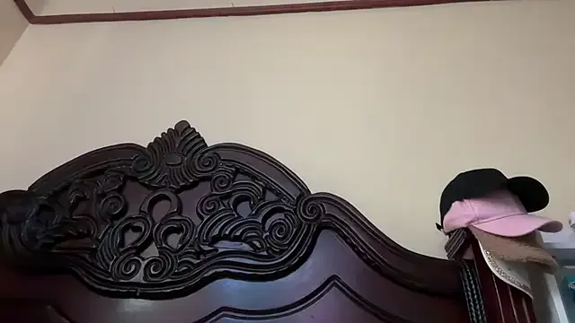 Draculona-666 – webcam model profile photo Image 12