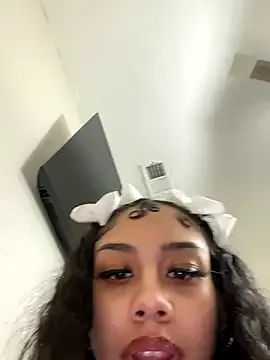 Beck_adder – webcam model profile photo Image 3