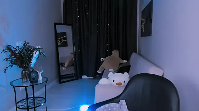 katt008 – webcam model profile photo Image 4