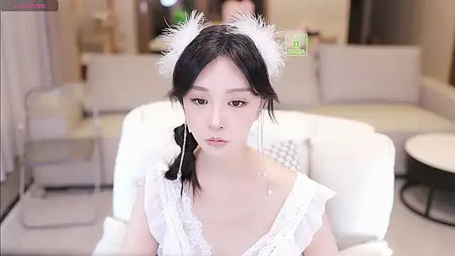 aviebby – webcam model profile photo Image 10