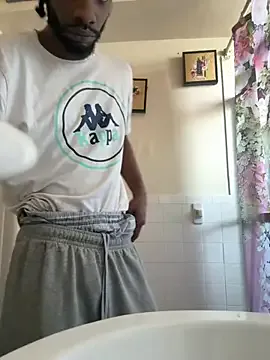 ms_dira – webcam model profile photo Image 17