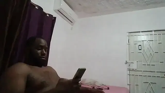 keirasworld – webcam model profile photo Image 11