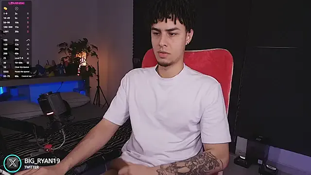 Runarunapi – webcam model profile photo Image 6