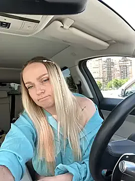 Mahocha1 – webcam model profile photo Image 2