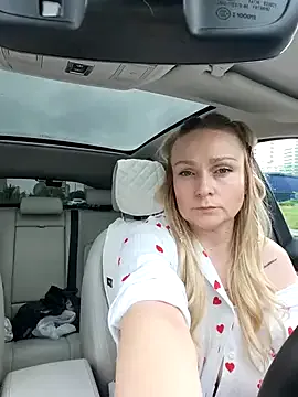 Mahocha1 – webcam model profile photo Image 3