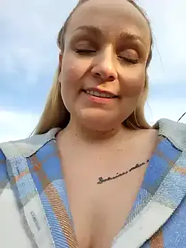 Mahocha1 – webcam model profile photo Image 4