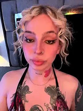 crazypaty – webcam model profile photo Image 13