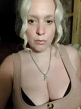 NANA_7 – webcam model profile photo Image 14