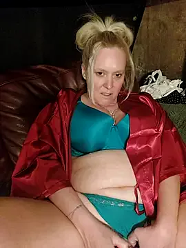 NANA_7 – webcam model profile photo Image 17