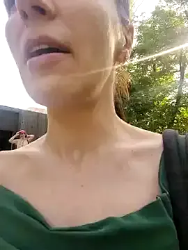 Risky_Workouts – webcam model profile photo Image 2