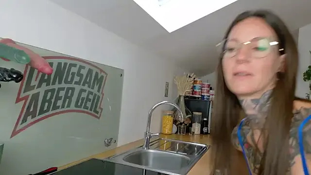 BrownieyQueen – webcam model profile photo Image 15