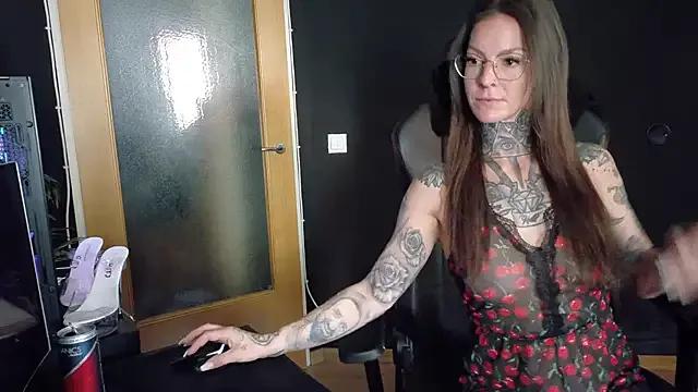 BrownieyQueen – webcam model profile photo Image 4