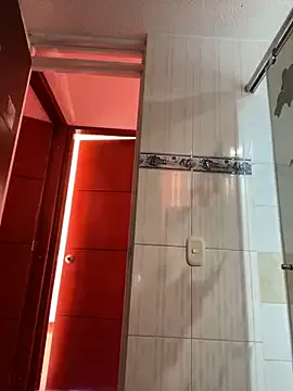 kathariine – webcam model profile photo Image 16