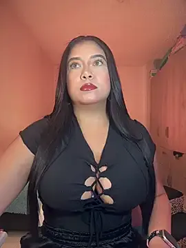 PumaShyXD – webcam model profile photo Image 6