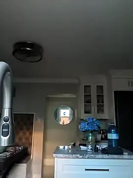 onlykira – webcam model profile photo Image 17