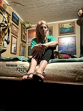 Lola_Hale – webcam model profile photo Image 11