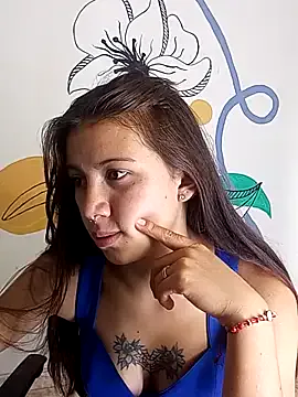 LiliBanger – webcam model profile photo Image 2