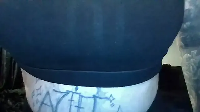 bloomyogi – webcam model profile photo Image 7