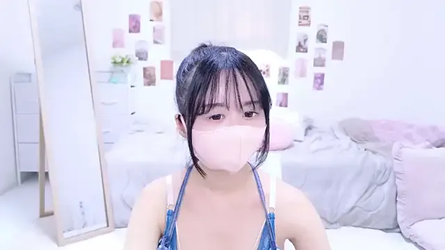 TattooGirlAlia – webcam model profile photo Image 17