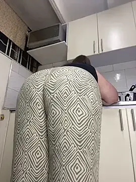 NataKitten – webcam model profile photo Image 4