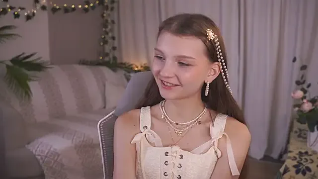 ava_delightt – webcam model profile photo Image 4