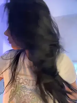 IORio2 – webcam model profile photo Image 13