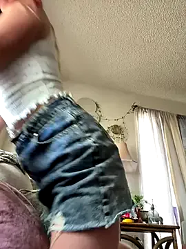 kathariine – webcam model profile photo Image 17