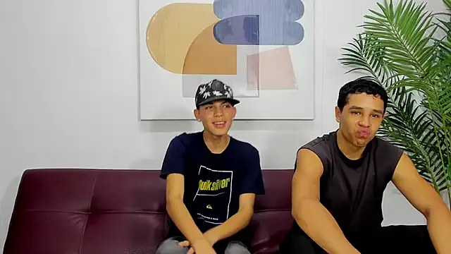 Runarunapi – webcam model profile photo Image 5