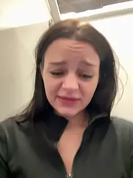 heyskylar – webcam model profile photo Image 18