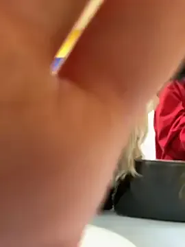 heyskylar – webcam model profile photo Image 8