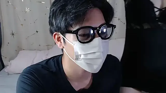 Yui-Ch – webcam model profile photo Image 11