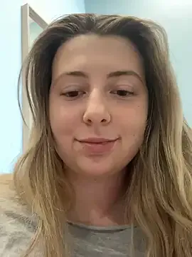 Helena_Karel – webcam model profile photo Image 10