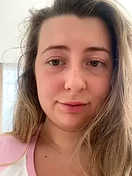 Helena_Karel – webcam model profile photo Image 14