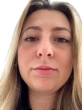 Helena_Karel – webcam model profile photo Image 19