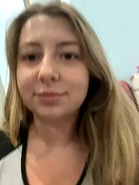 Helena_Karel – webcam model profile photo Image 7