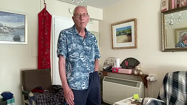 crazypaty – webcam model profile photo Image 2