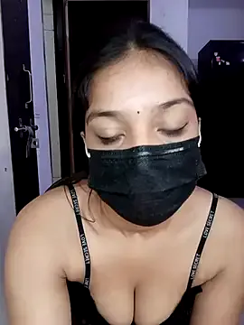 wrenlie – webcam model profile photo Image 13