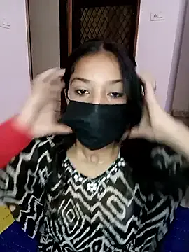 wrenlie – webcam model profile photo Image 2