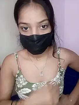 wrenlie – webcam model profile photo Image 4